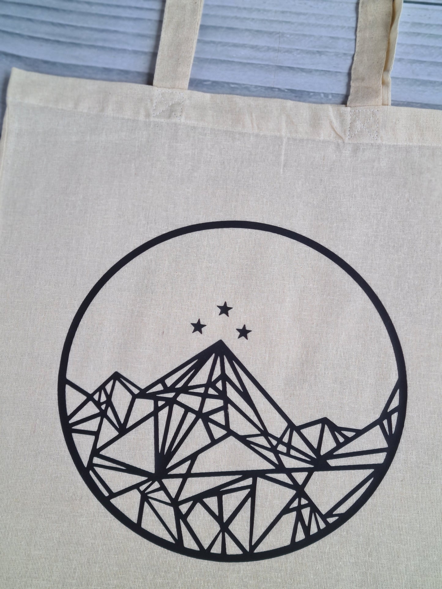 Sarah J Maas Tote